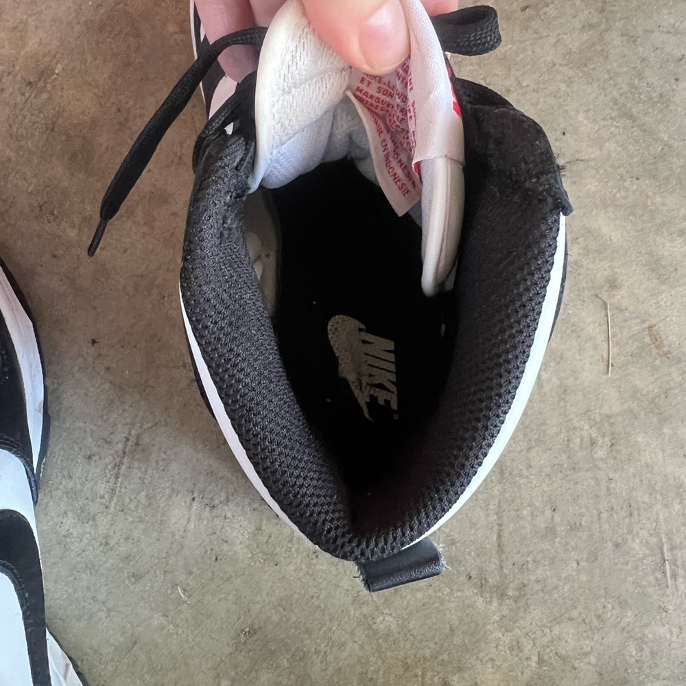Nike Black and White High-Top Sneakers - Picture 7 of 8